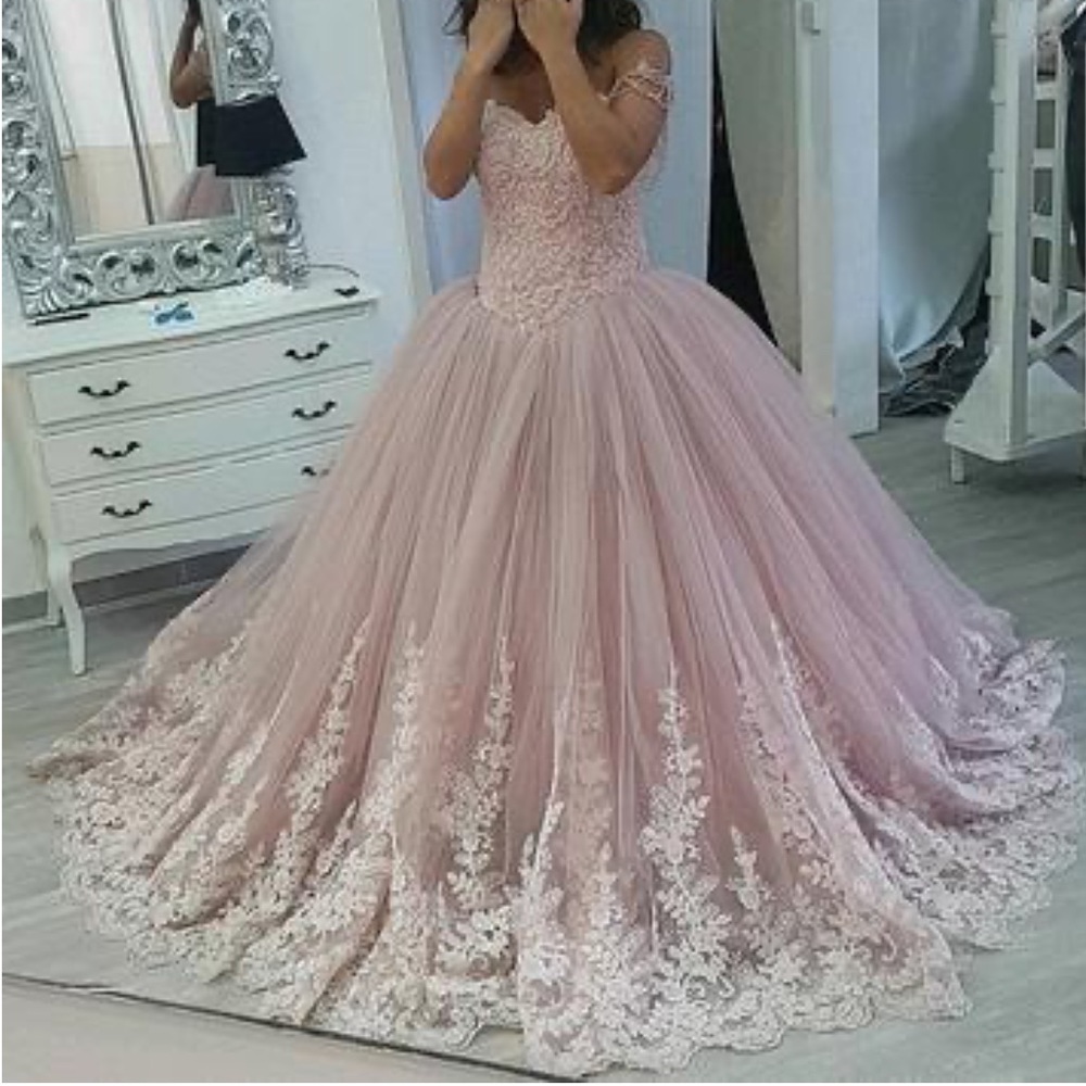 Ball gown/ quince dress
